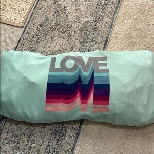 Super big pillow ❤️❤️❤️💞💞